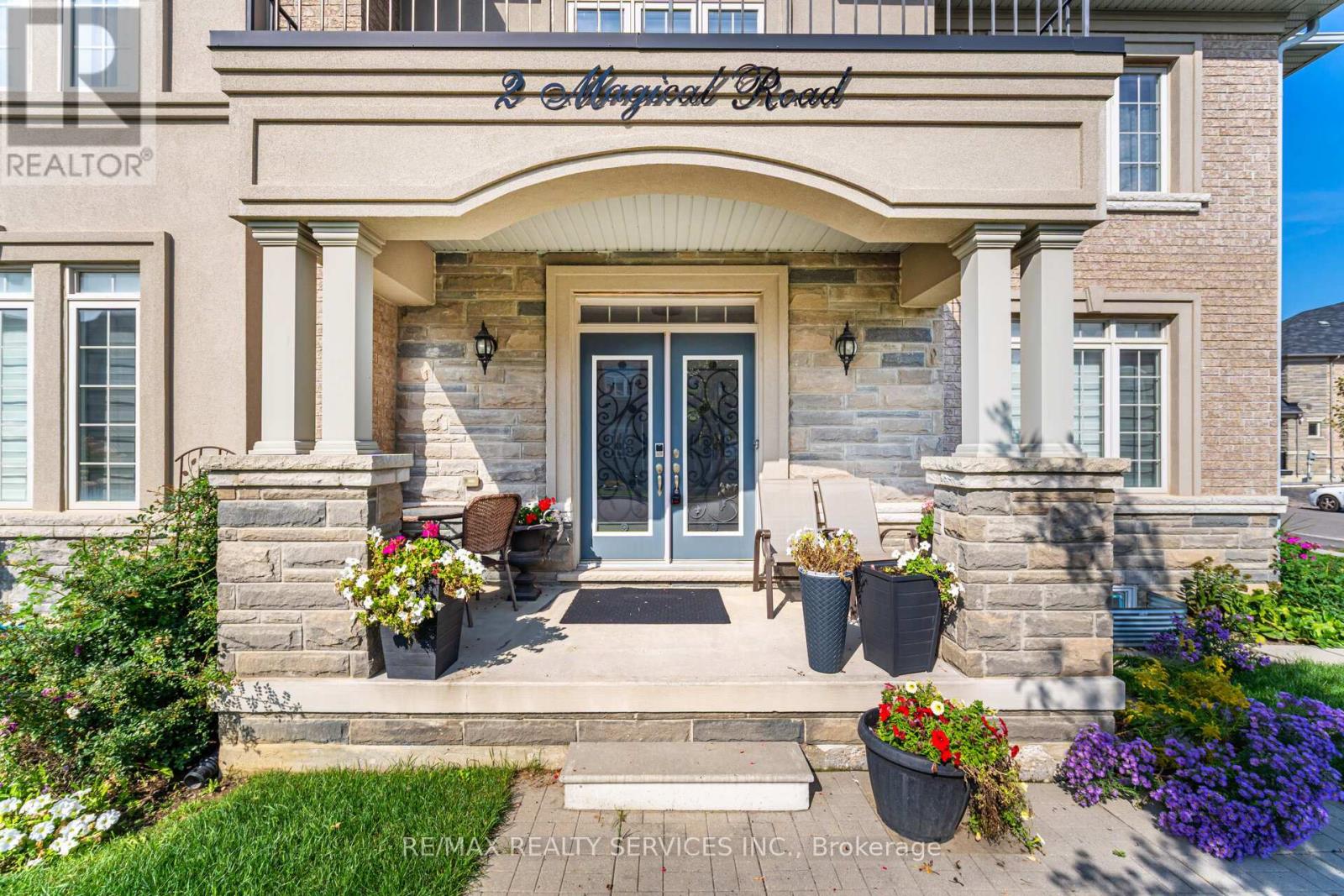2 Magical Road, Brampton, Ontario  L7A 4R1 - Photo 11 - W12438915