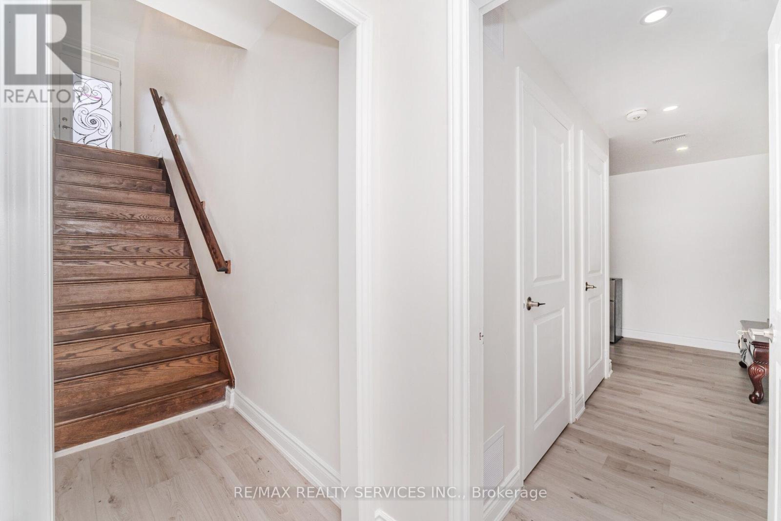 2 Magical Road, Brampton, Ontario  L7A 4R1 - Photo 13 - W12438915
