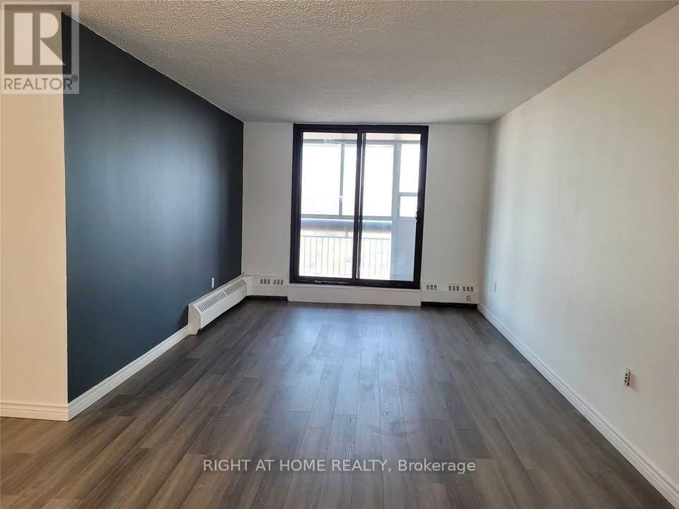 713 - 4673 Jane Street, Toronto, Ontario  M3N 2L1 - Photo 2 - W12438935