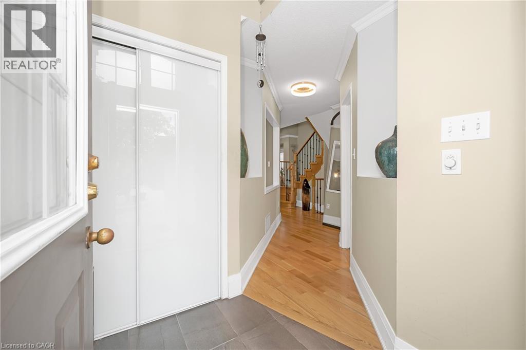 1210 Sandpiper Road, Oakville, Ontario  L6M 3S3 - Photo 6 - 40773212