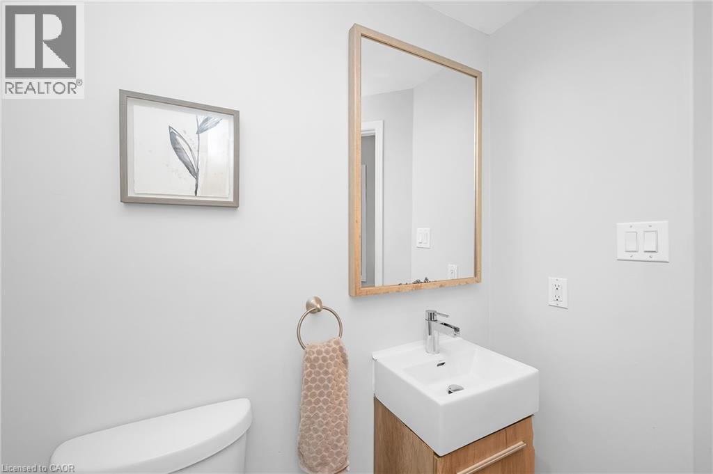 1210 Sandpiper Road, Oakville, Ontario  L6M 3S3 - Photo 7 - 40773212