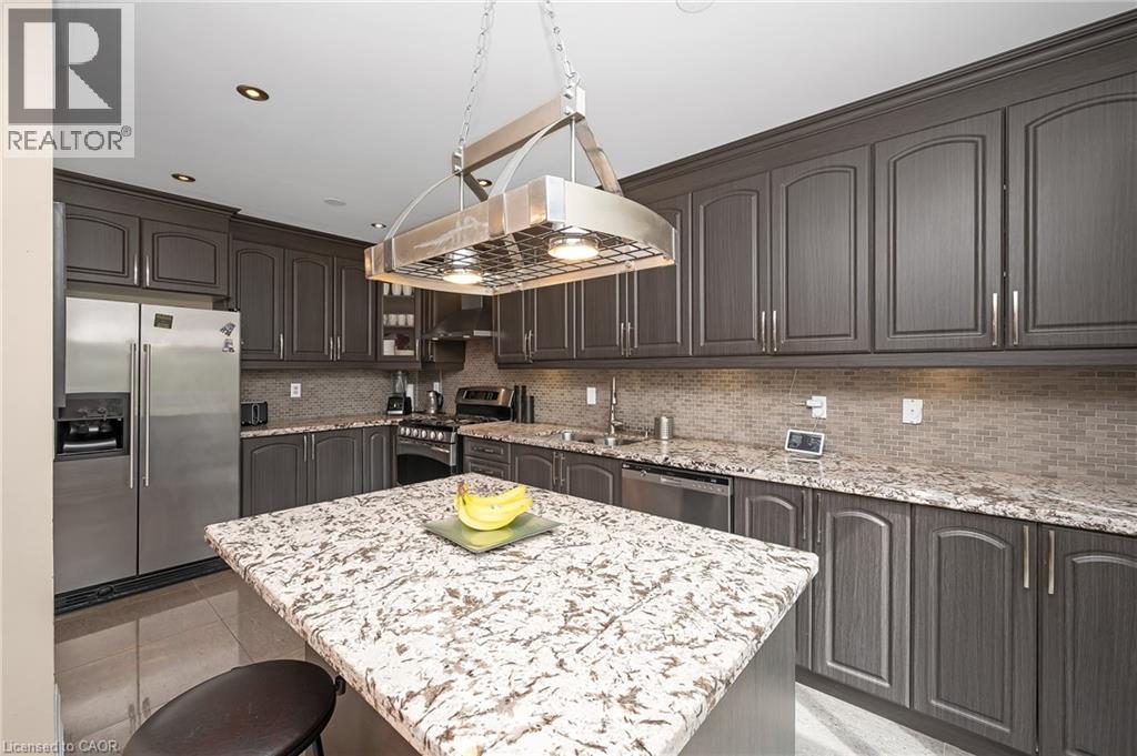 1210 Sandpiper Road, Oakville, Ontario  L6M 3S3 - Photo 16 - 40773212