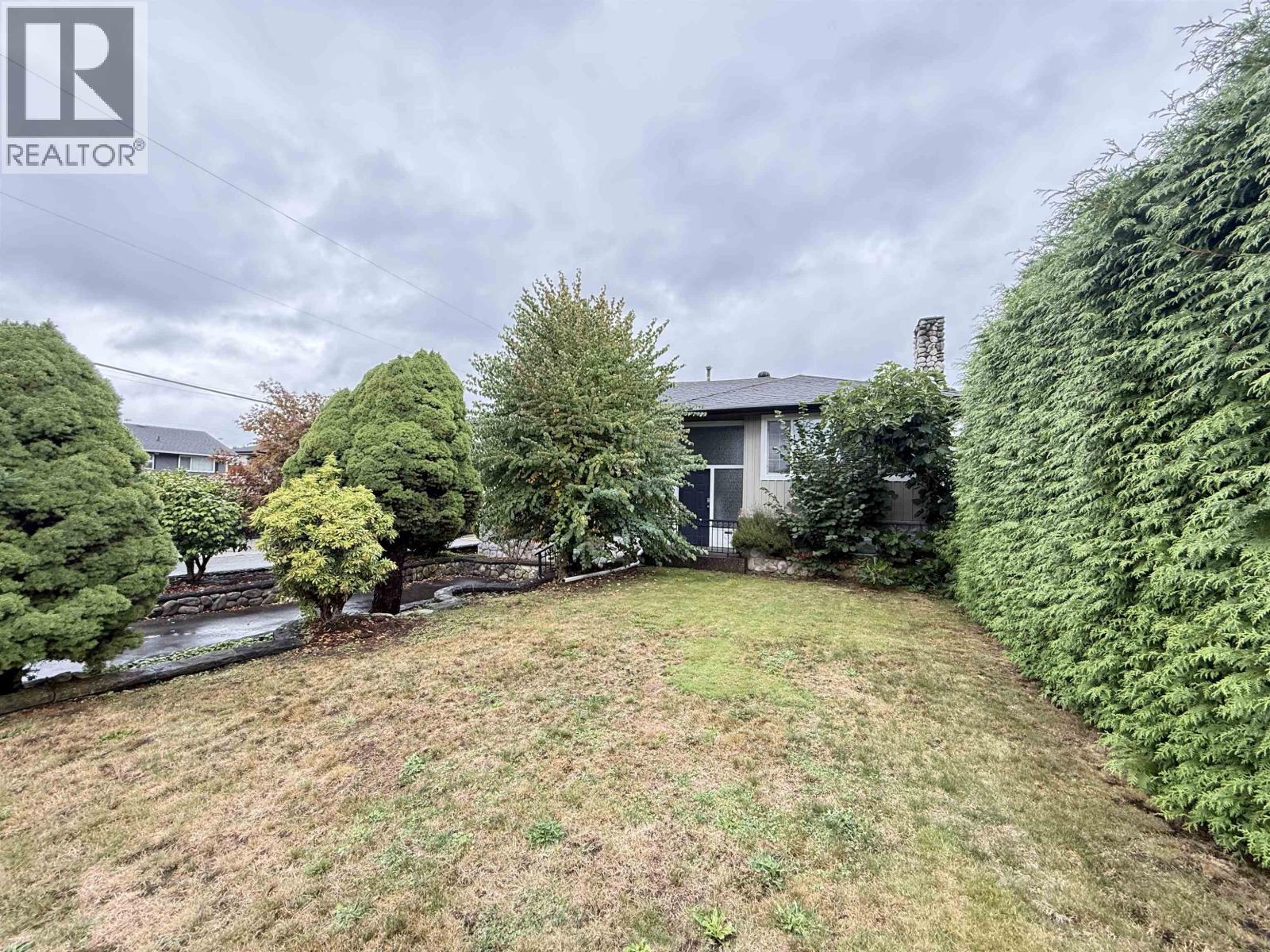 6525 Carnegie Street, Burnaby, British Columbia  V5B 1Y2 - Photo 2 - R3054329