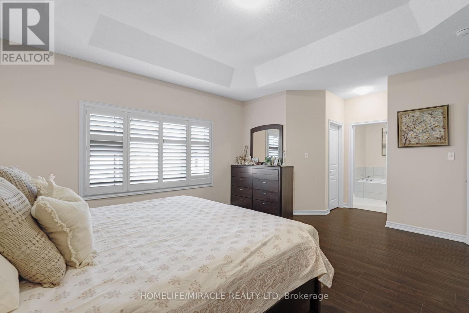 26 Fitzgibson Street, Brampton, Ontario  L6Y 0H8 - Photo 18 - W12436957