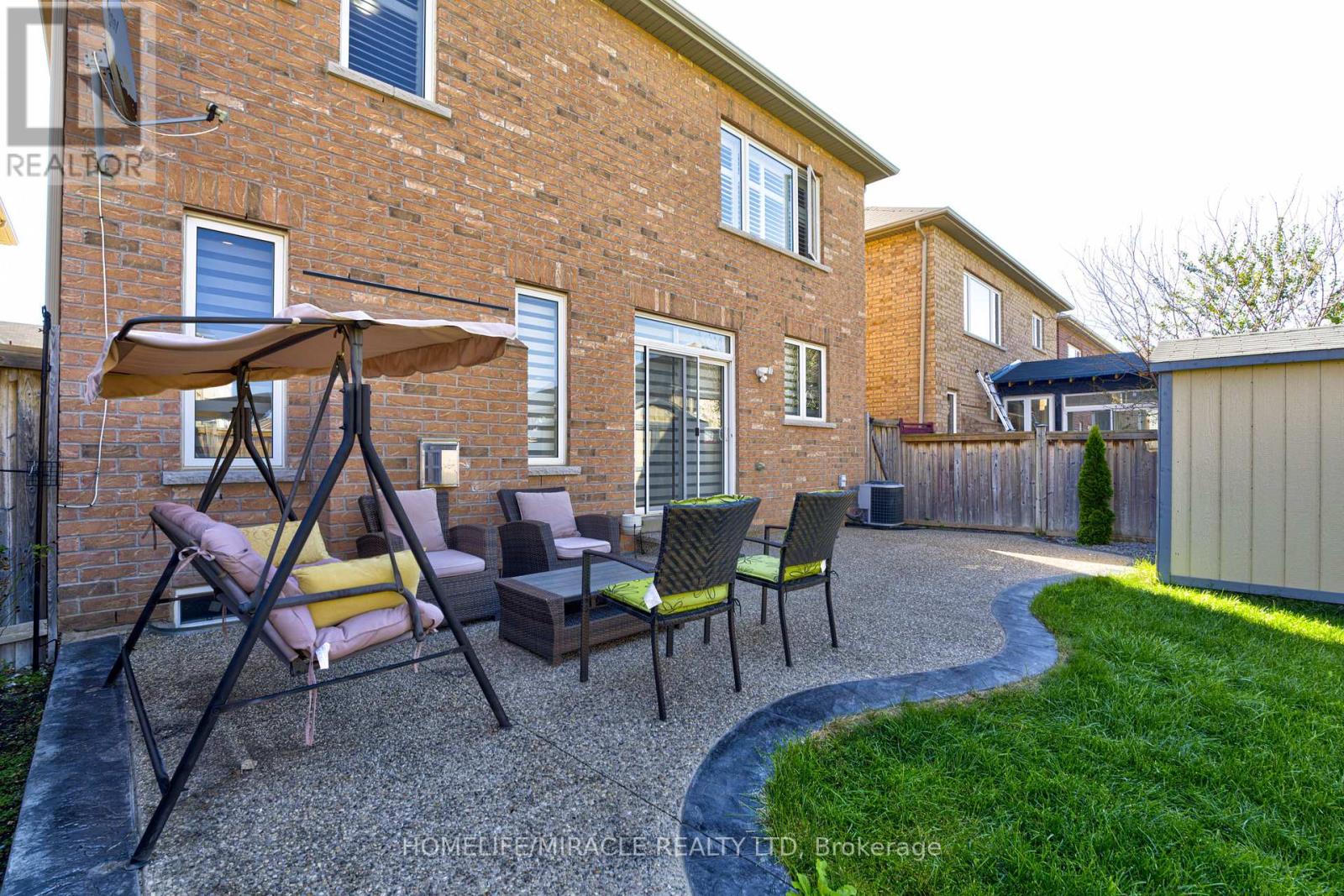 26 Fitzgibson Street, Brampton, Ontario  L6Y 0H8 - Photo 49 - W12436957