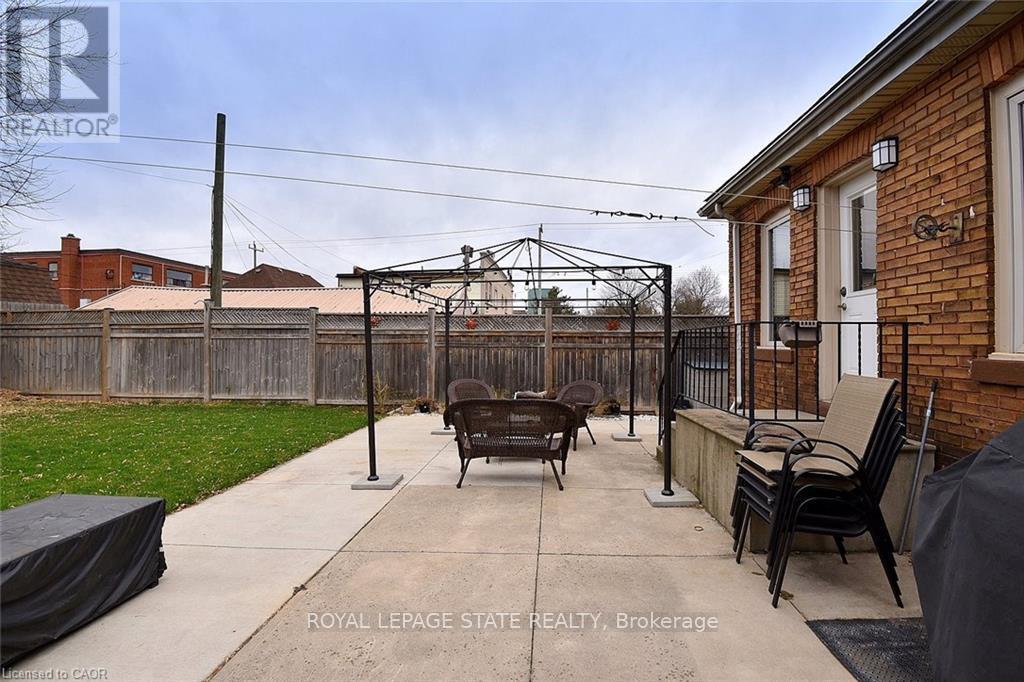 293 Fairfield Avenue, Hamilton (Homeside), Ontario  L8H 5H5 - Photo 38 - X12438900