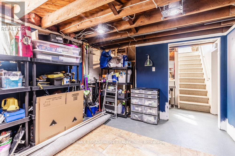 80 East 39th Street, Hamilton, Ontario  L8V 4H3 - Photo 14 - X12438939