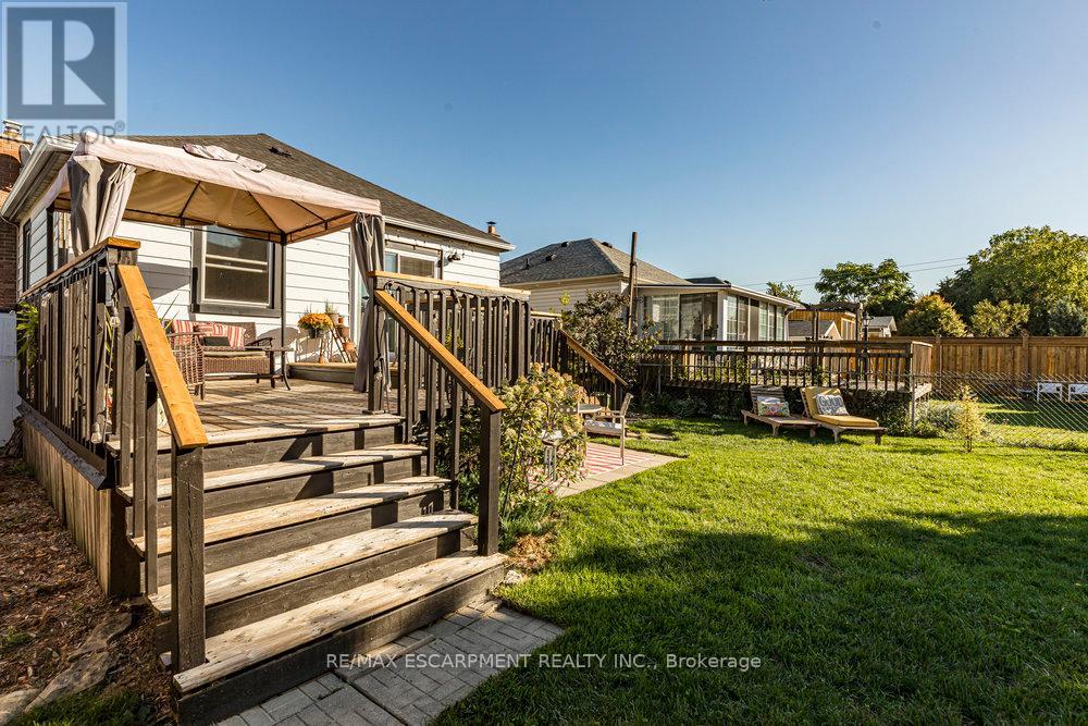 80 East 39th Street, Hamilton, Ontario  L8V 4H3 - Photo 20 - X12438939