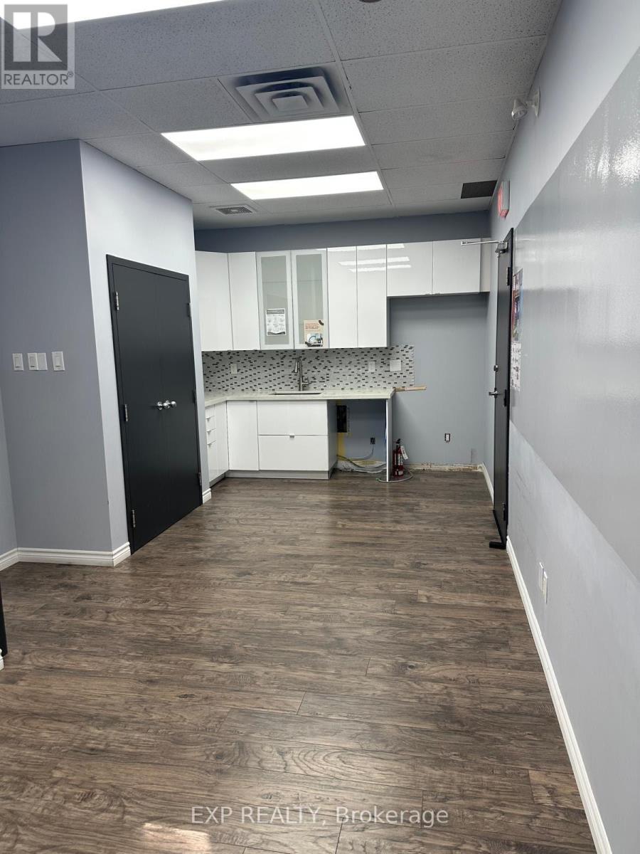 209 - 275 Renfrew Drive, Markham, Ontario  L3R 0C8 - Photo 5 - N12387662