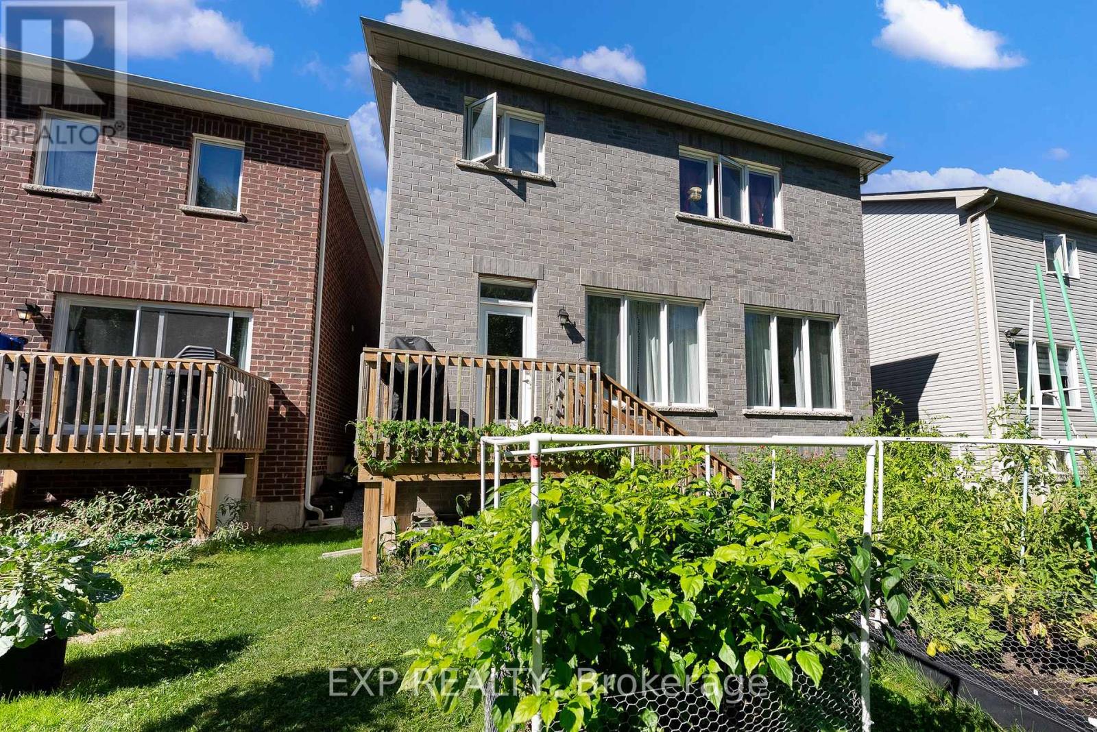 7712 Tupelo Crescent, Niagara Falls (Brown), Ontario  L2H 3R8 - Photo 29 - X12438959