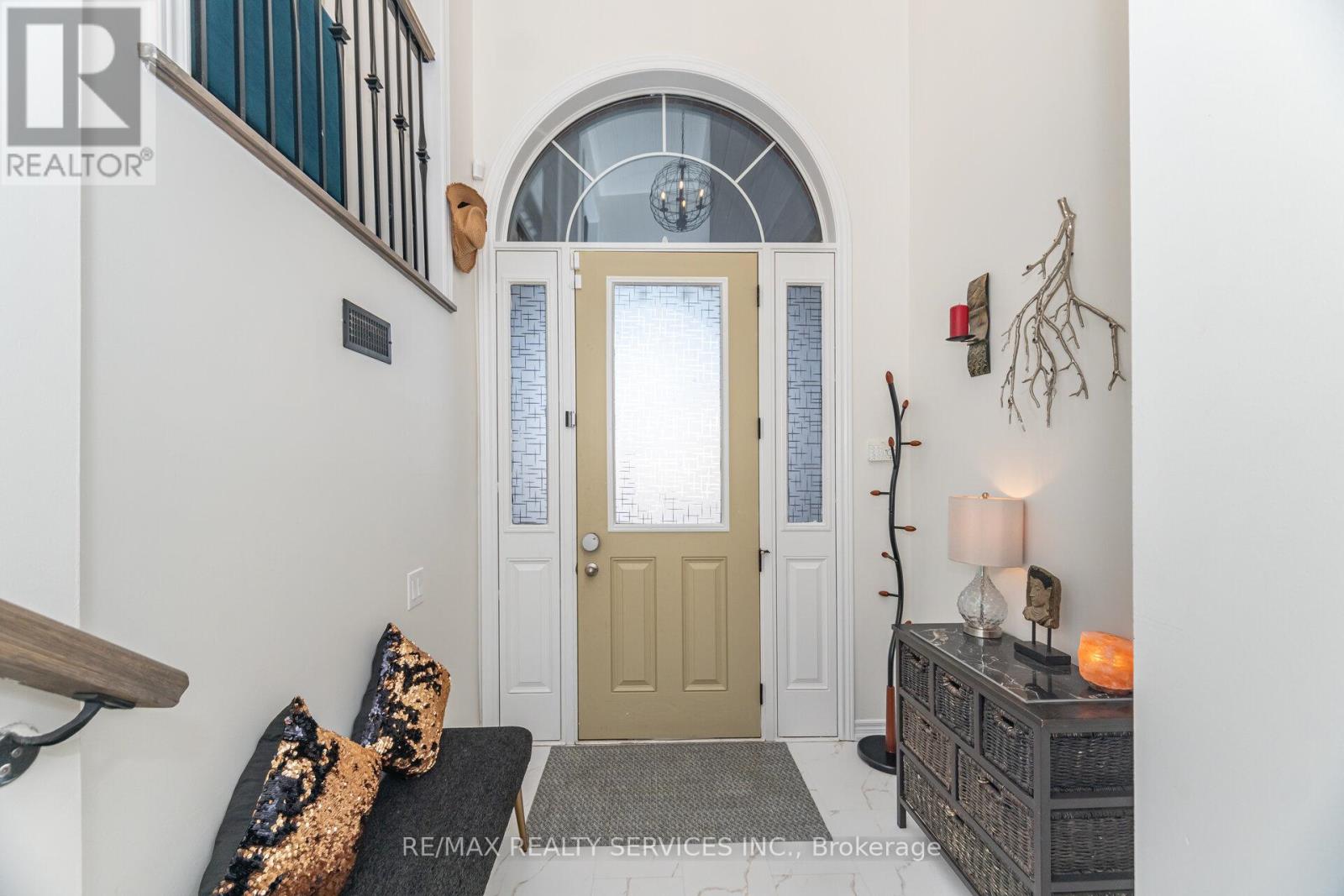 Unknown Address, ,     - Photo 3 - W12434290