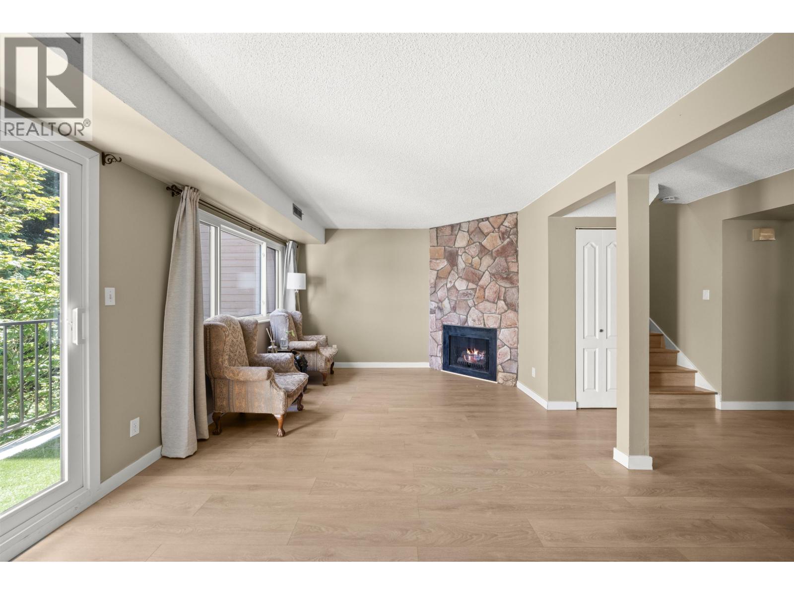 1936 Goleta Drive, Burnaby, British Columbia  V5A 1P6 - Photo 11 - R3054426
