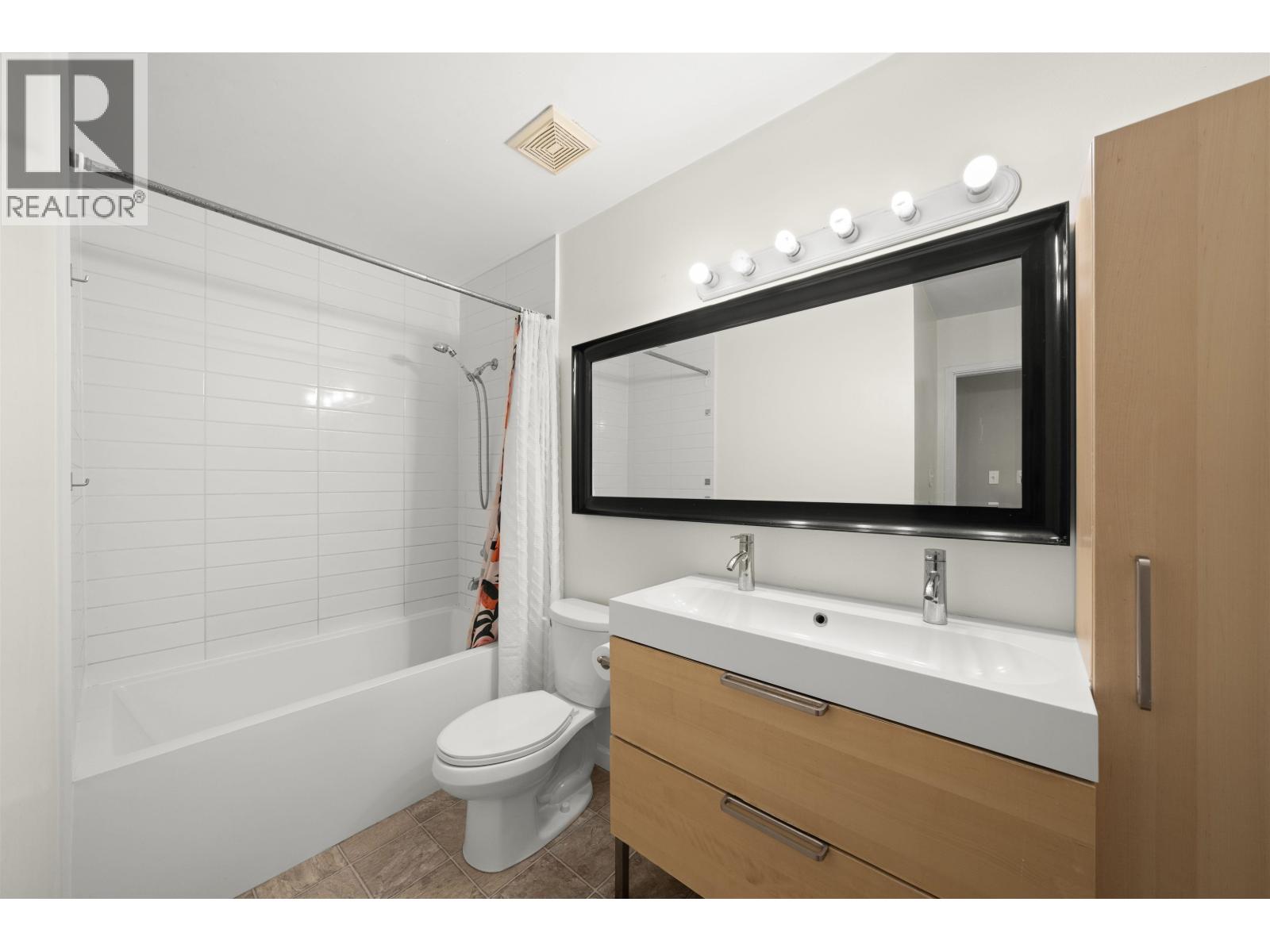 1936 Goleta Drive, Burnaby, British Columbia  V5A 1P6 - Photo 18 - R3054426