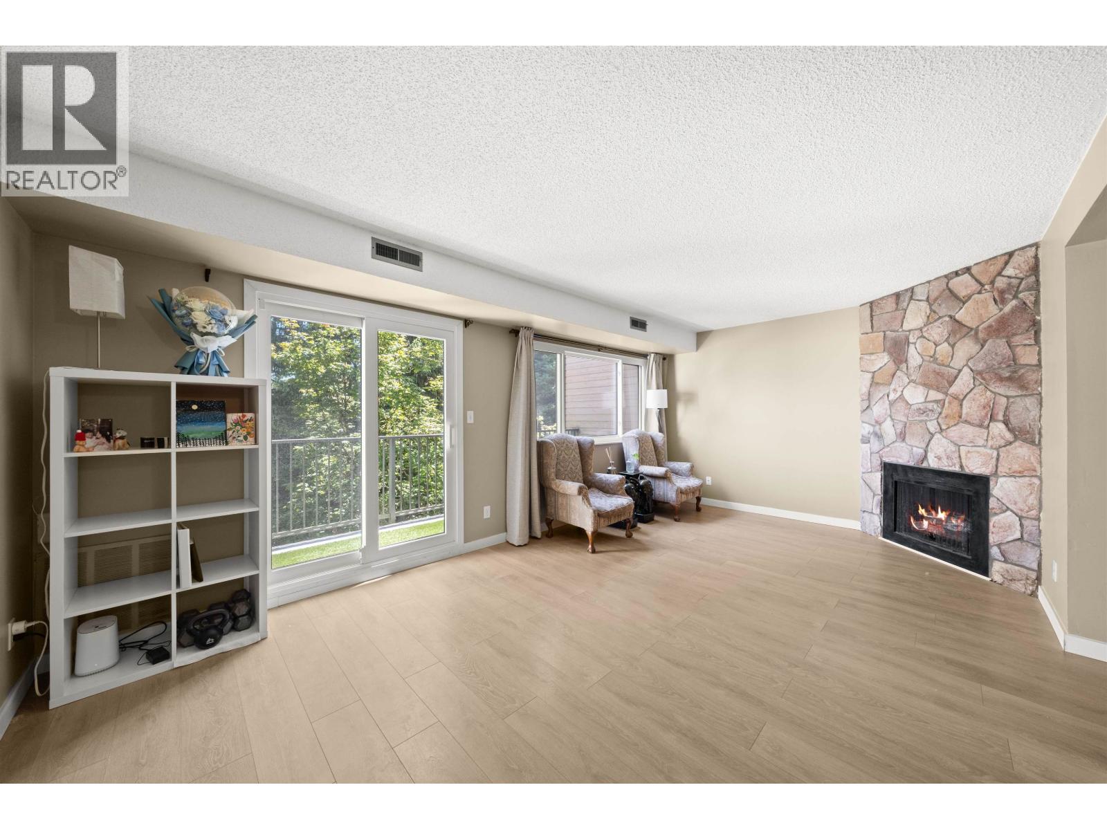 1936 Goleta Drive, Burnaby, British Columbia  V5A 1P6 - Photo 2 - R3054426