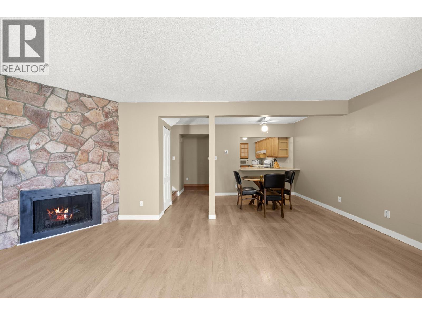1936 Goleta Drive, Burnaby, British Columbia  V5A 1P6 - Photo 4 - R3054426