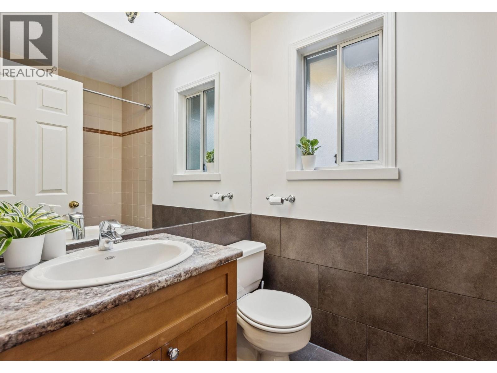 950 Roche Point Drive, North Vancouver, British Columbia  V7H 2T7 - Photo 14 - R3054425