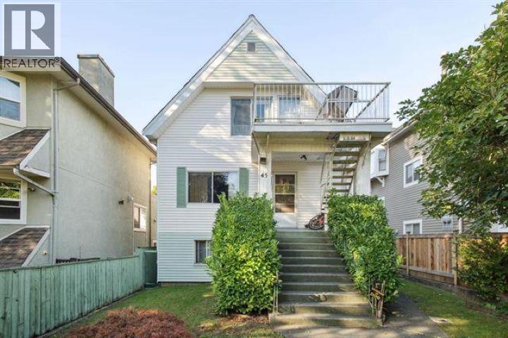 45 W 15TH AVENUE, Vancouver, British Columbia