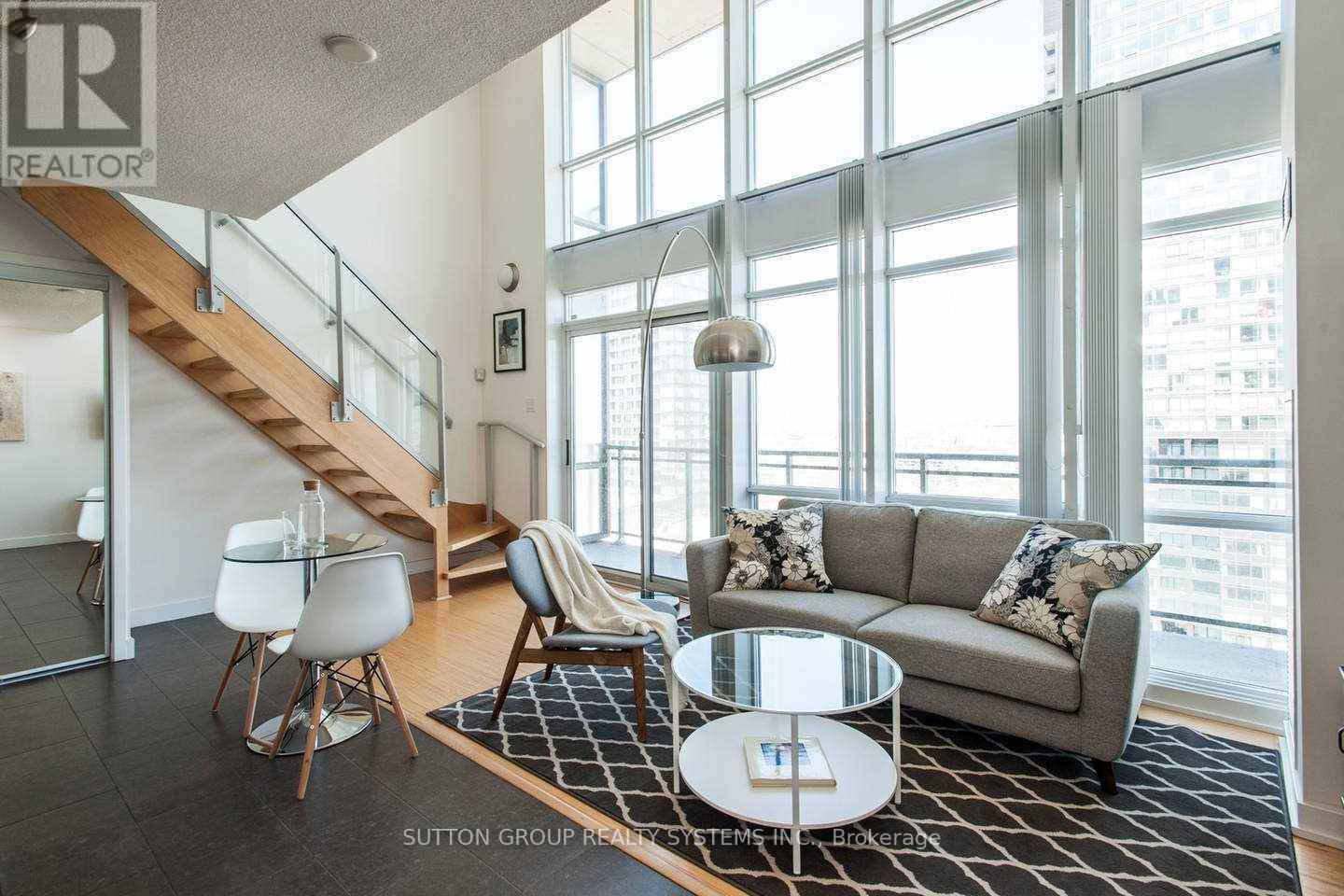 3505 - 15 Fort York Boulevard, Toronto, Ontario  M5V 3Y4 - Photo 2 - C12438950