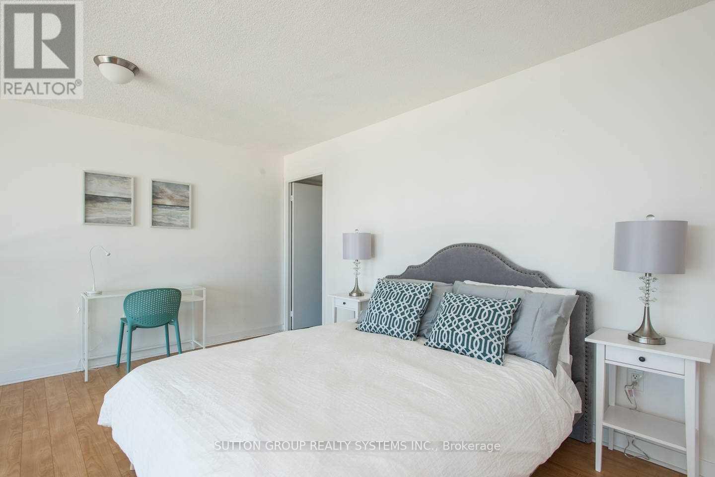 3505 - 15 Fort York Boulevard, Toronto, Ontario  M5V 3Y4 - Photo 6 - C12438950