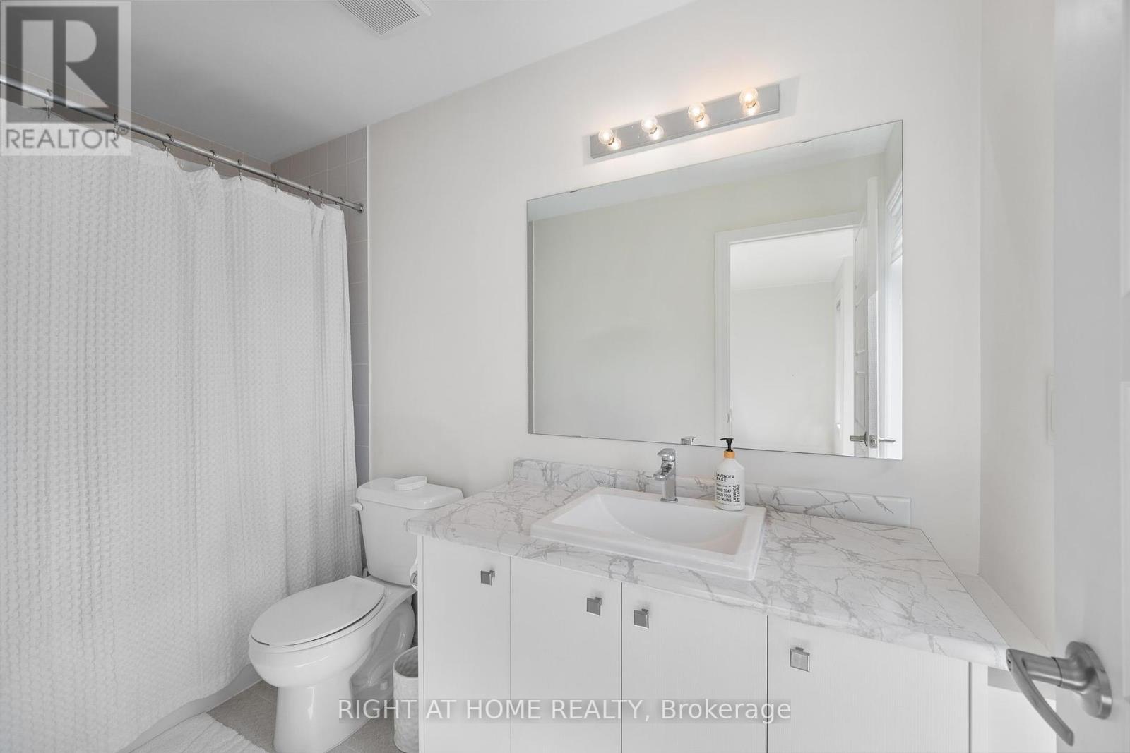 55 Delano Way, Newmarket, Ontario  L3X 0L4 - Photo 26 - N12438967