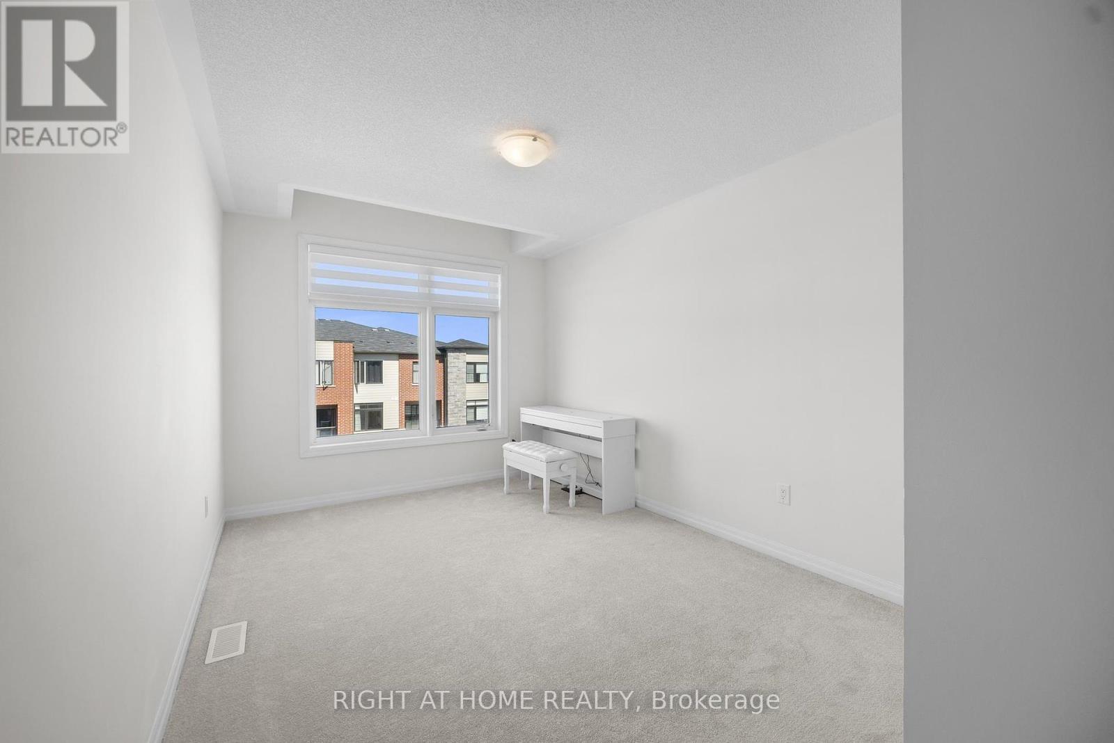 55 Delano Way, Newmarket, Ontario  L3X 0L4 - Photo 28 - N12438967