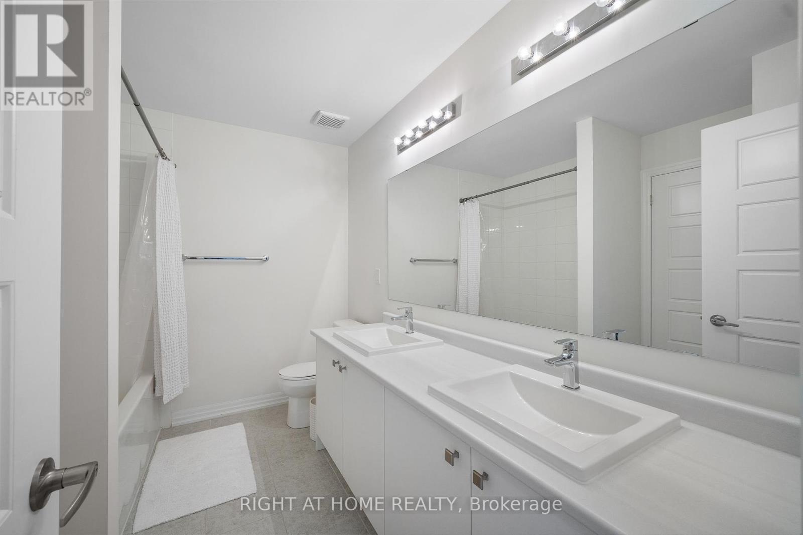 55 Delano Way, Newmarket, Ontario  L3X 0L4 - Photo 29 - N12438967