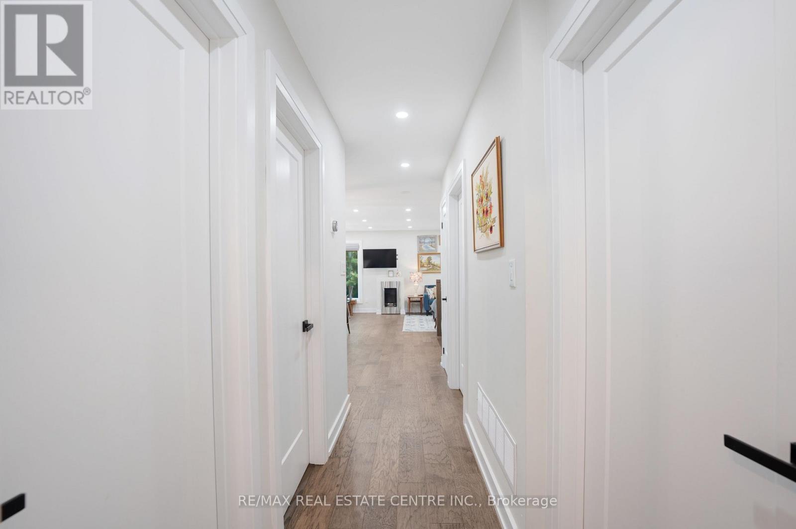 27 Irene Road, Tiny, Ontario  L0L 2J0 - Photo 11 - S12438964