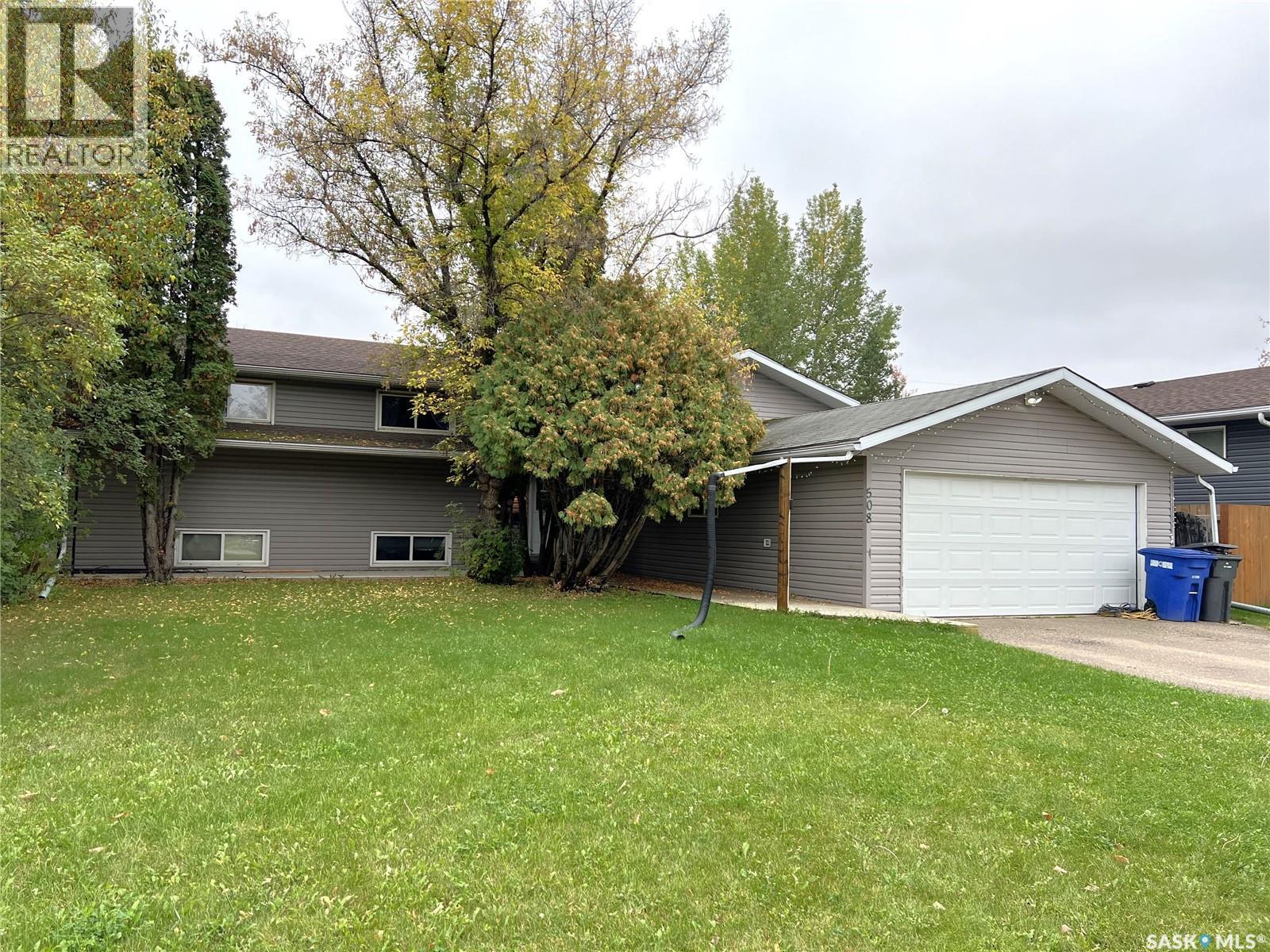 508 Cochin Avenue, Meadow Lake, Saskatchewan  S9X 1B9 - Photo 1 - SK019801