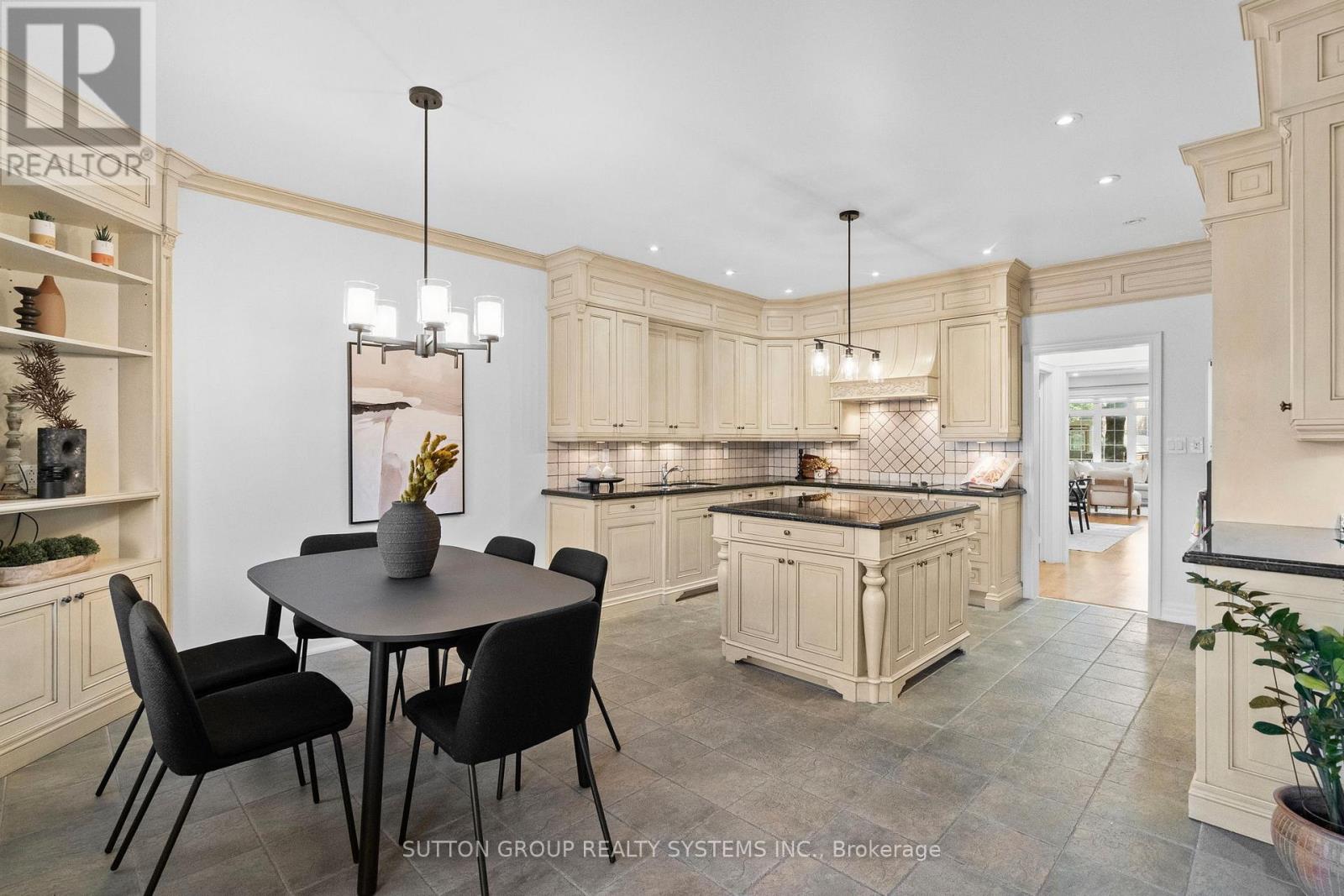 45 Algarve Crescent, Toronto, Ontario  M6N 5E7 - Photo 12 - W12438954
