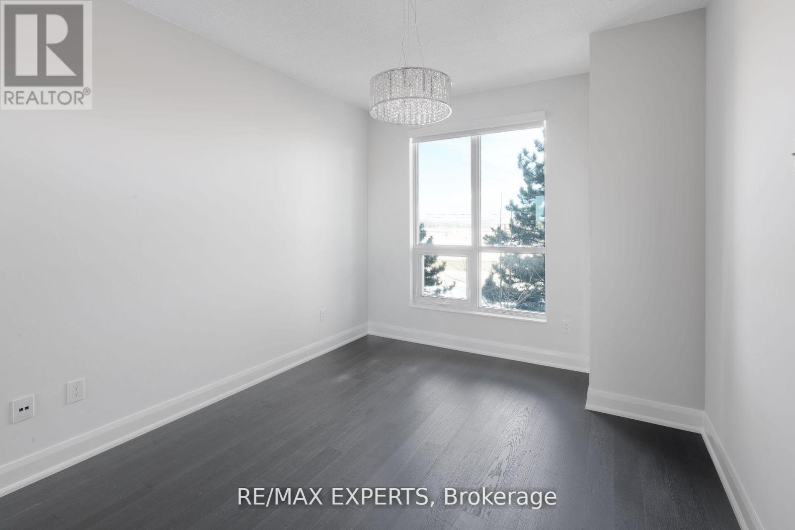 210 - 2480 Prince Michael Drive, Oakville, Ontario  L6H 0H1 - Photo 14 - W12438960