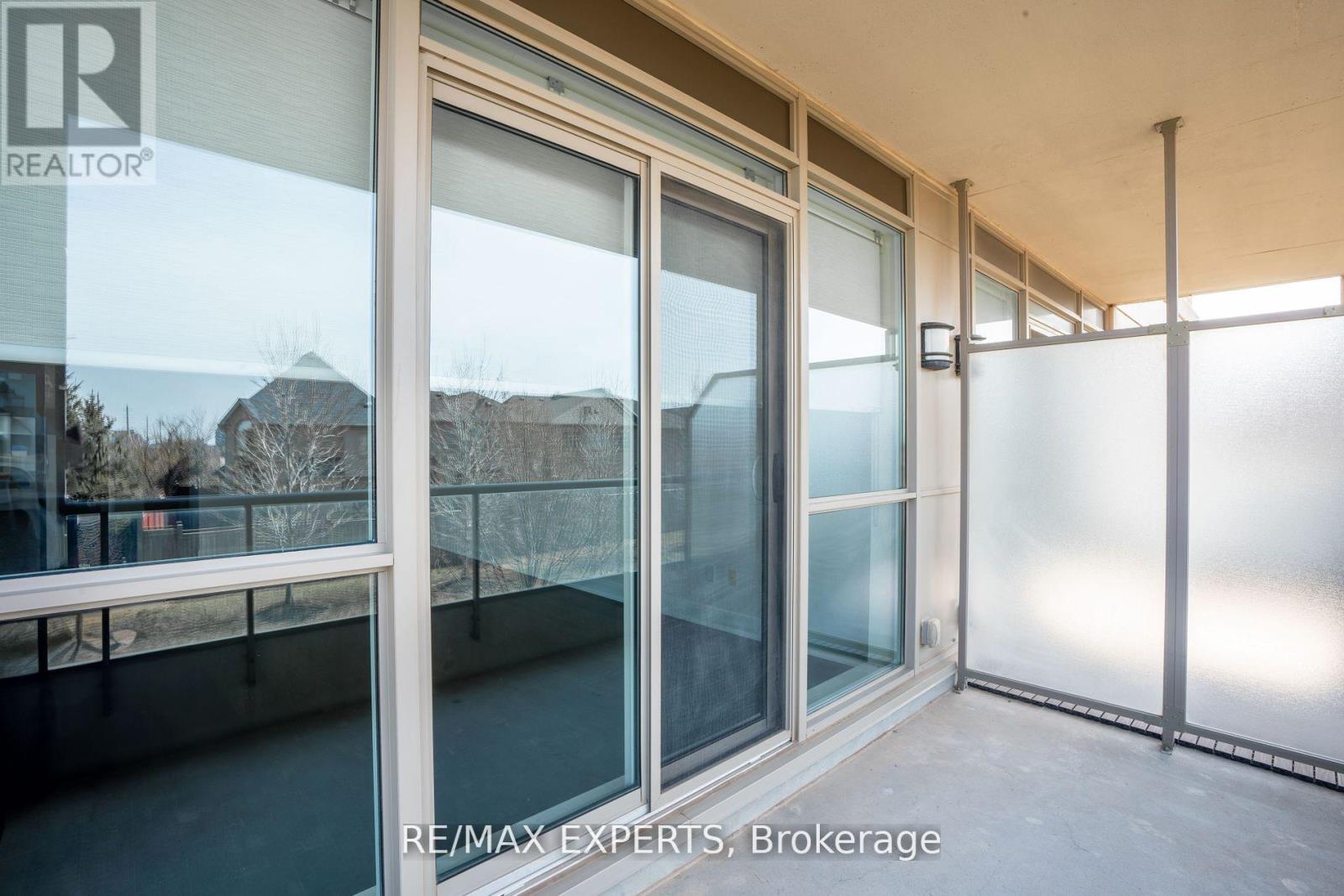210 - 2480 Prince Michael Drive, Oakville, Ontario  L6H 0H1 - Photo 20 - W12438960