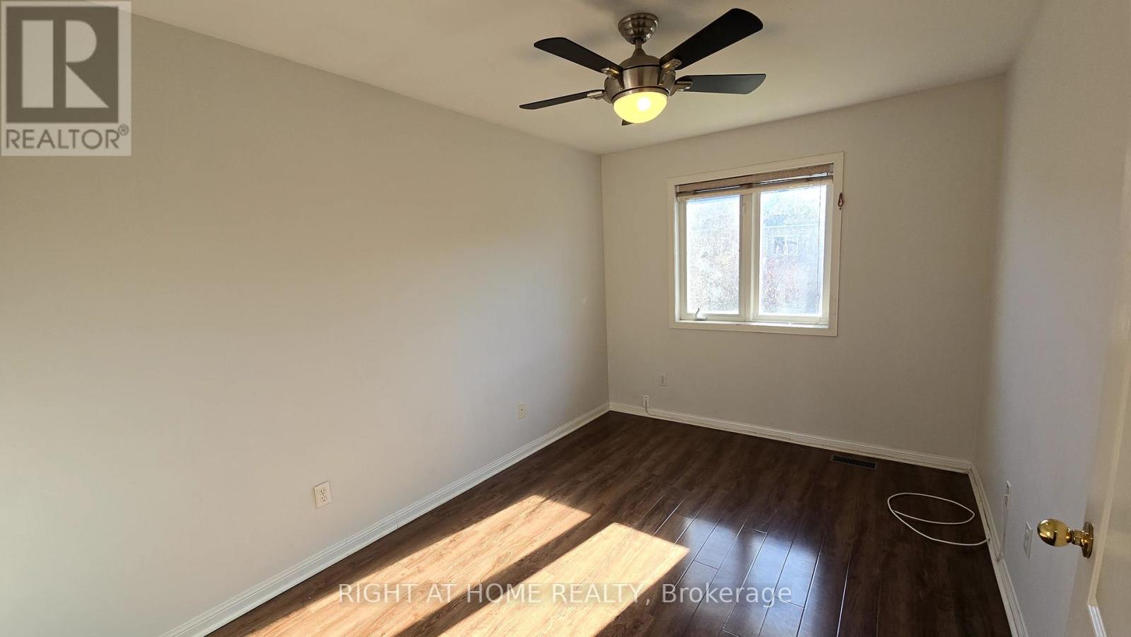 2438 Shadow Court, Oakville, Ontario  L6M 5G6 - Photo 24 - W12370301