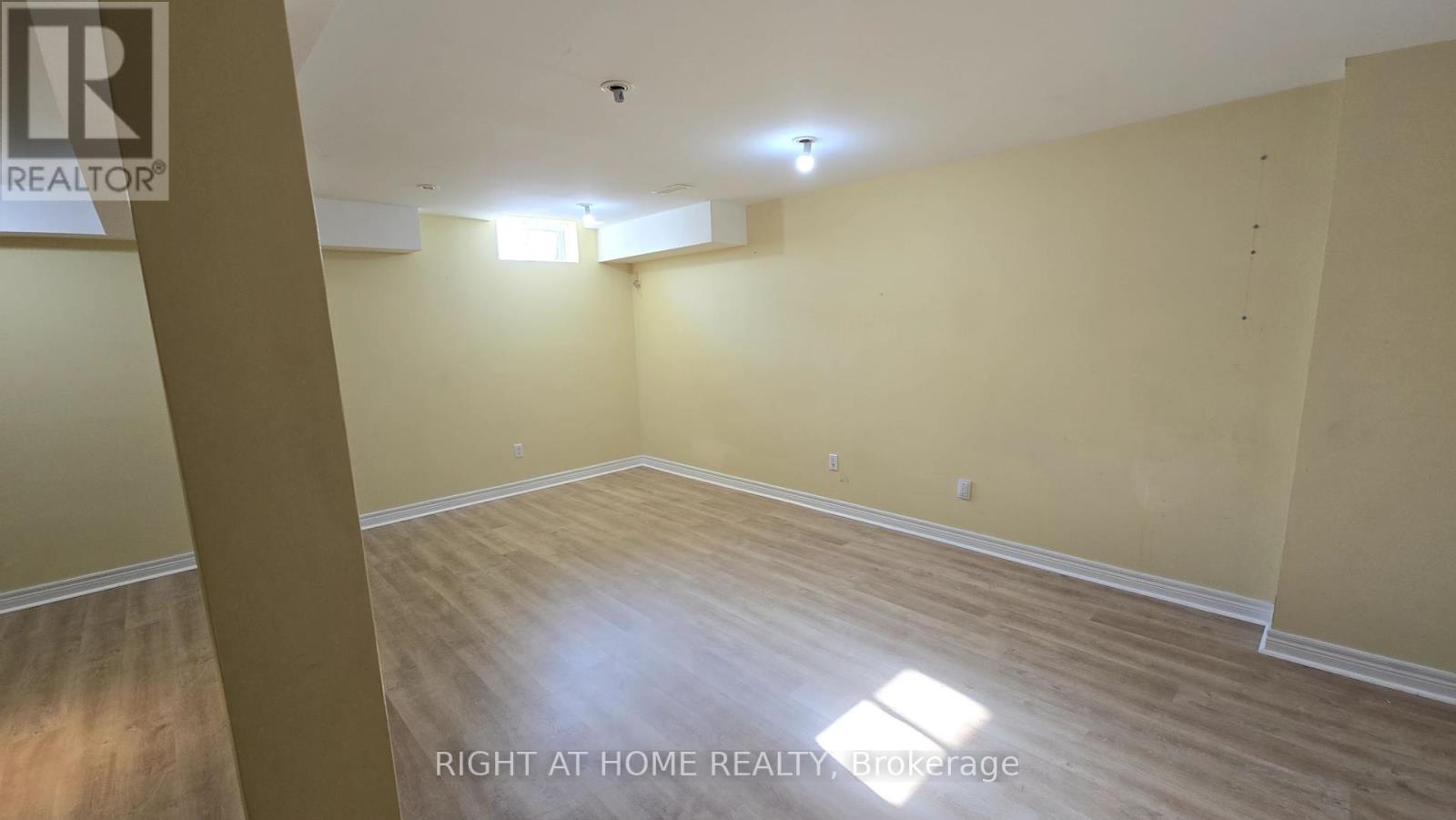 2438 Shadow Court, Oakville, Ontario  L6M 5G6 - Photo 34 - W12370301