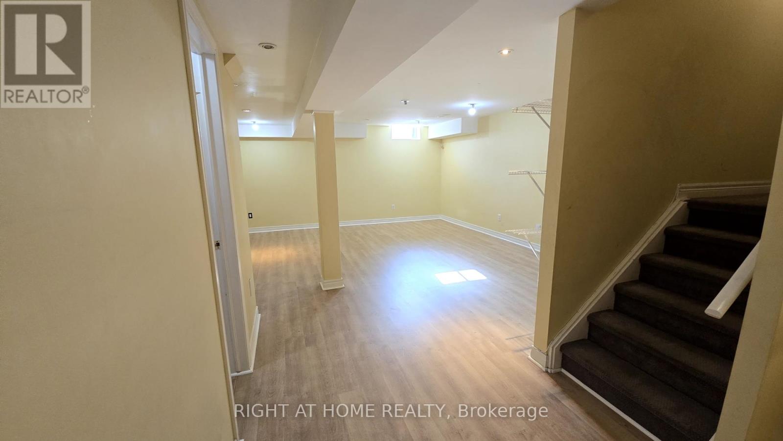 2438 Shadow Court, Oakville, Ontario  L6M 5G6 - Photo 35 - W12370301