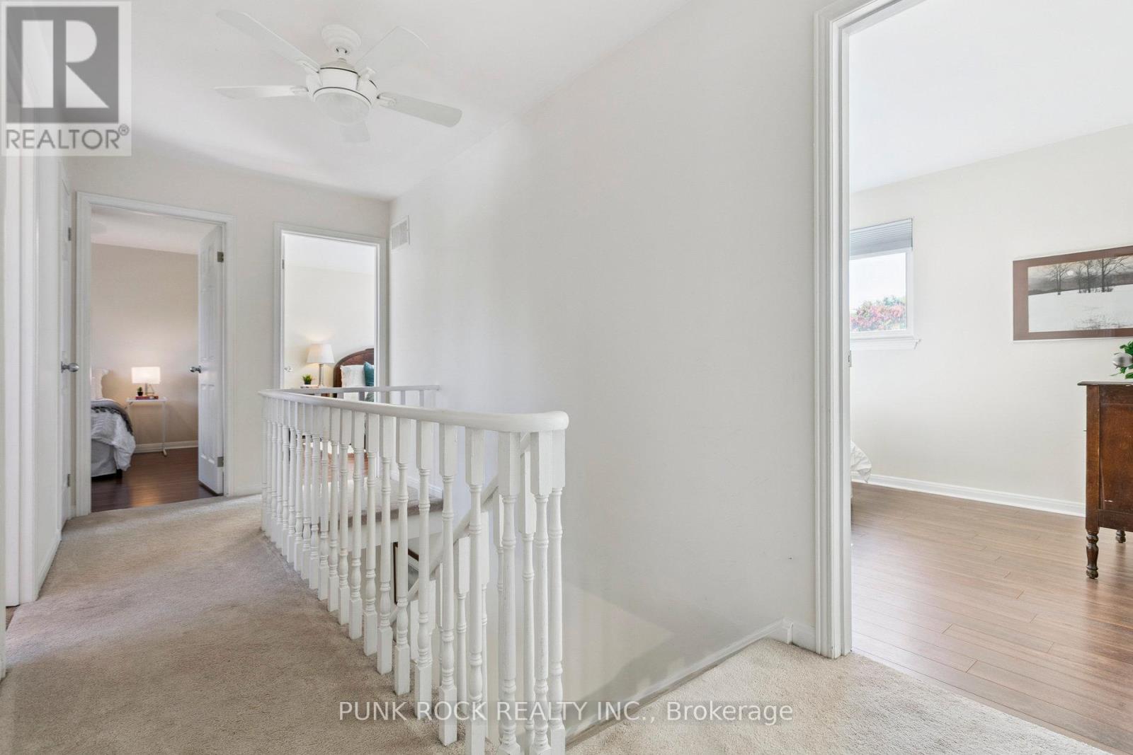 4161 Claypine Rise, Mississauga (Rathwood), Ontario  L4W 2G5 - Photo 24 - W12438989