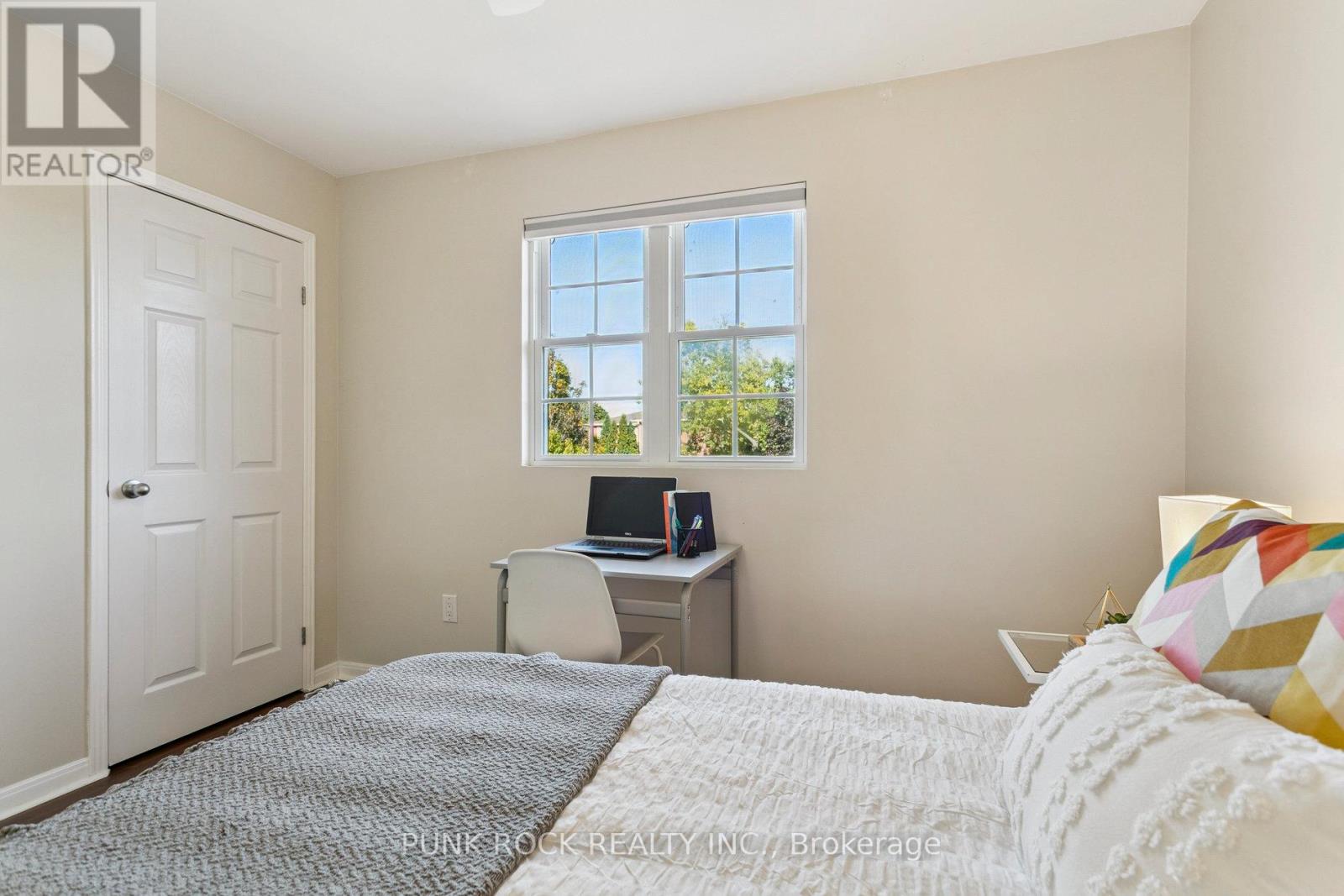 4161 Claypine Rise, Mississauga (Rathwood), Ontario  L4W 2G5 - Photo 28 - W12438989