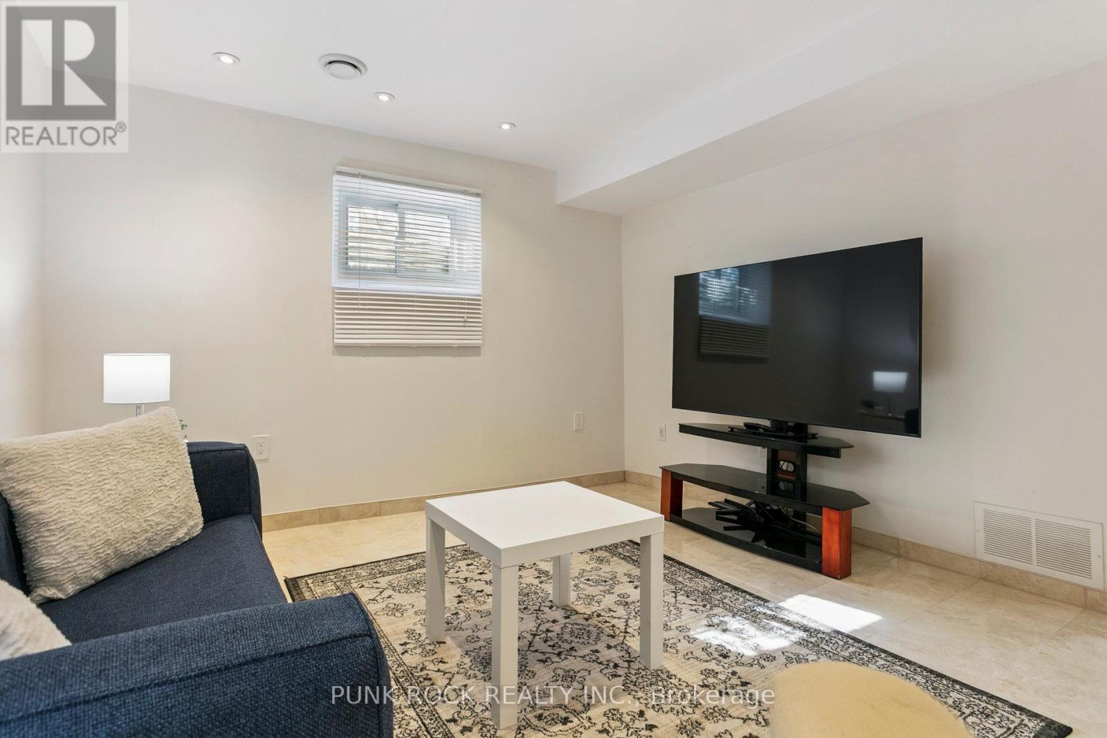 4161 Claypine Rise, Mississauga (Rathwood), Ontario  L4W 2G5 - Photo 37 - W12438989