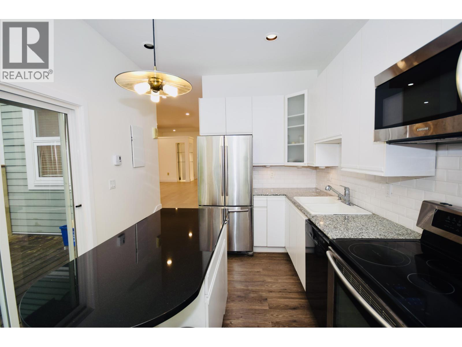 1966 W 11th Avenue, Vancouver, British Columbia  V6J 2C6 - Photo 12 - R3054351