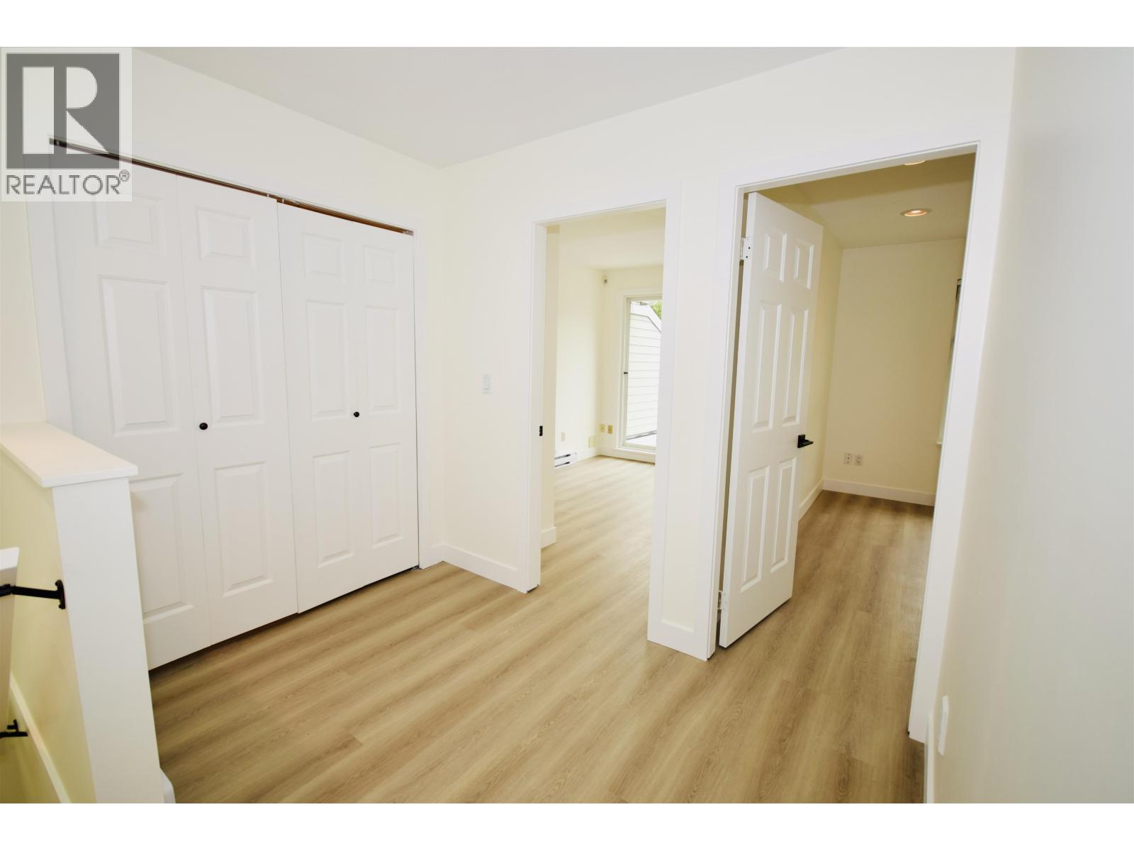 1966 W 11th Avenue, Vancouver, British Columbia  V6J 2C6 - Photo 16 - R3054351