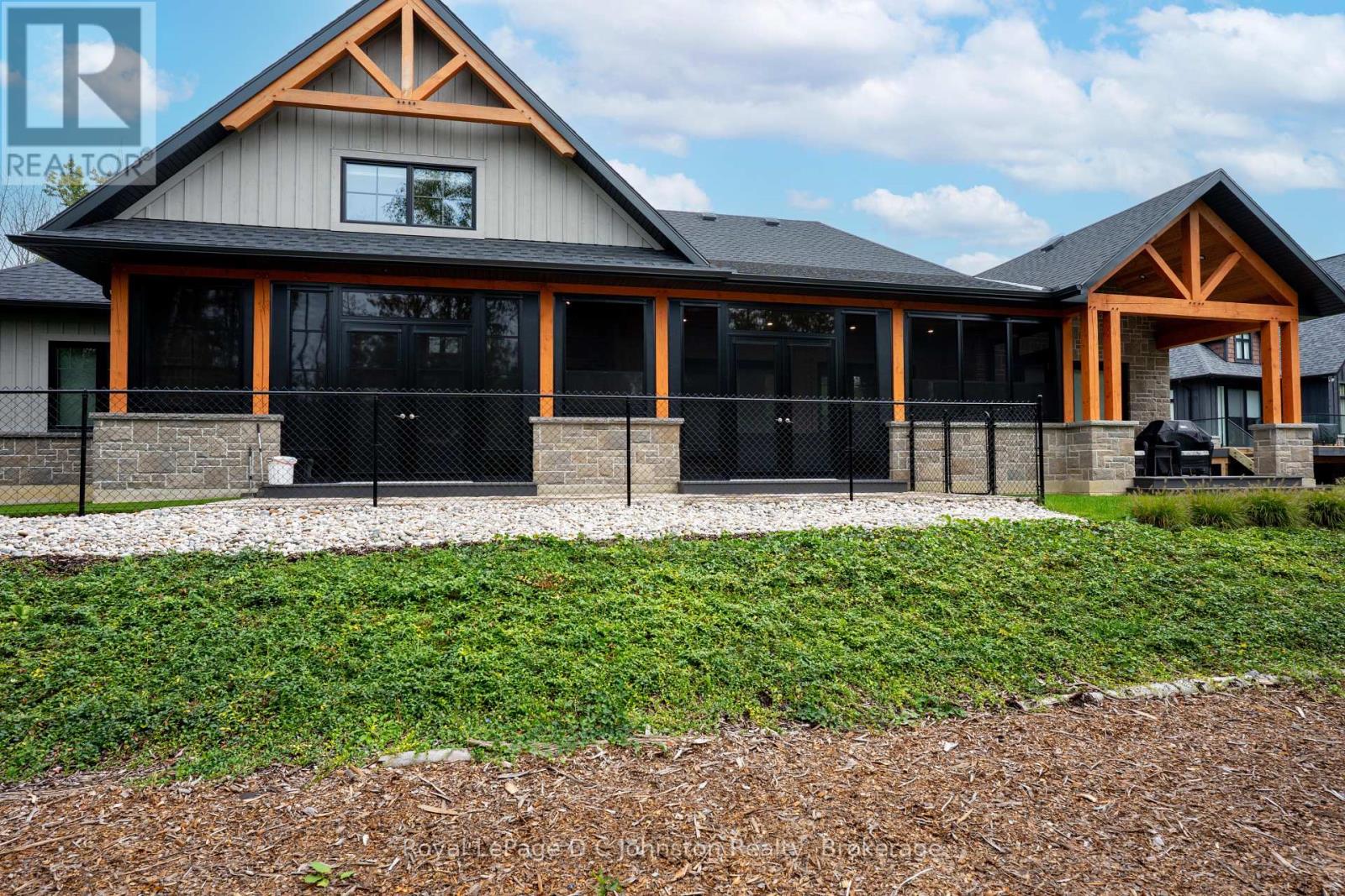 28 Lakeside Woods Crescent, Saugeen Shores, Ontario  N0H 2C6 - Photo 47 - X12438983