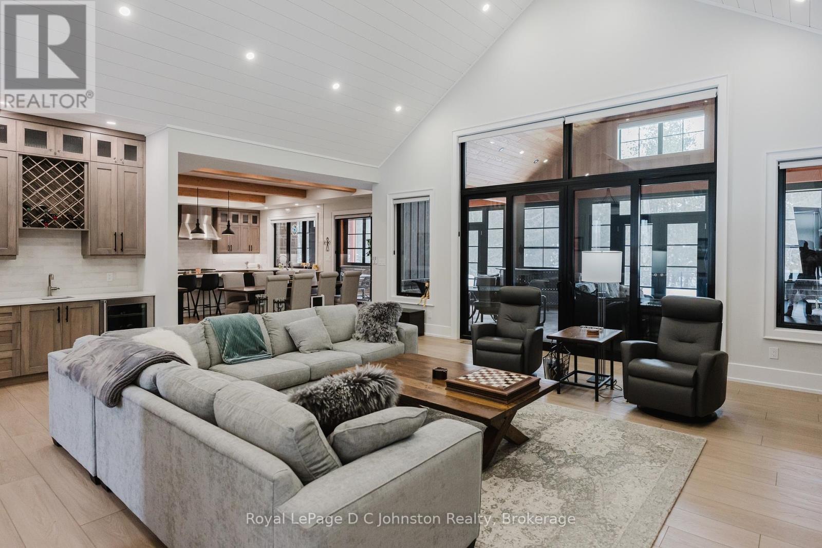28 Lakeside Woods Crescent, Saugeen Shores, Ontario  N0H 2C6 - Photo 8 - X12438983