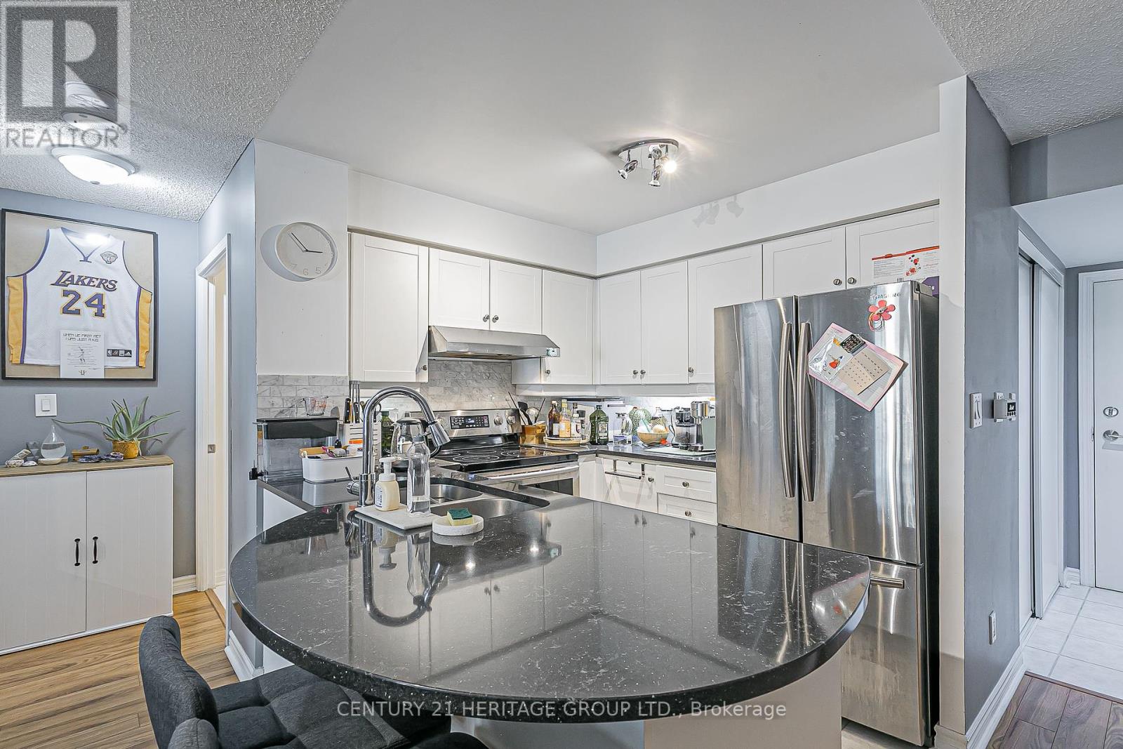 404 - 8 Rean Drive, Toronto, Ontario  M2K 3B9 - Photo 12 - C12396637