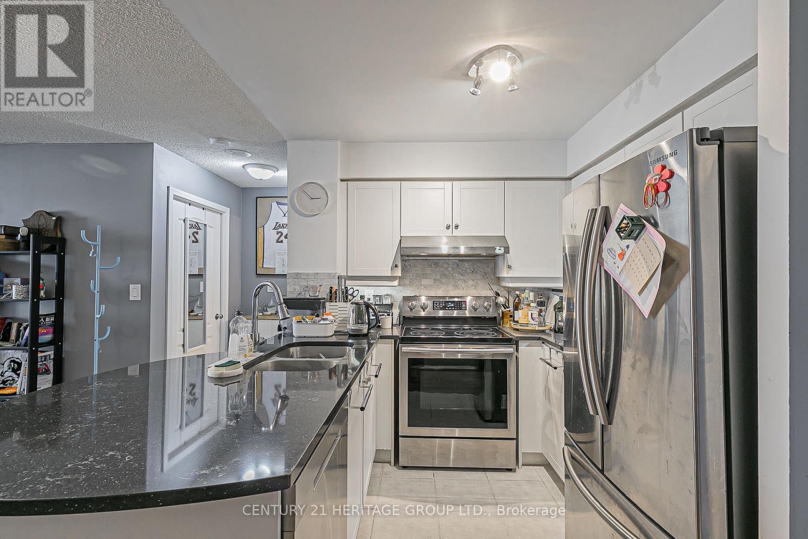404 - 8 Rean Drive, Toronto, Ontario  M2K 3B9 - Photo 11 - C12396637