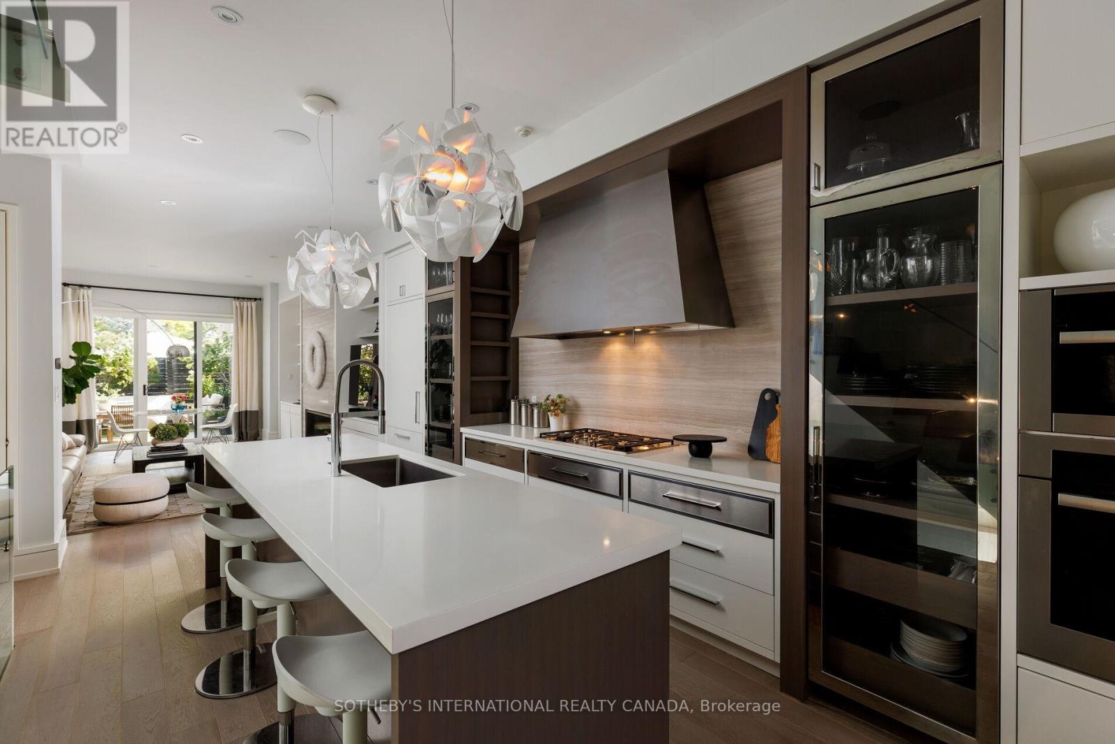 7 Thurloe Avenue, Toronto, Ontario  M4S 0B4 - Photo 15 - C12438699