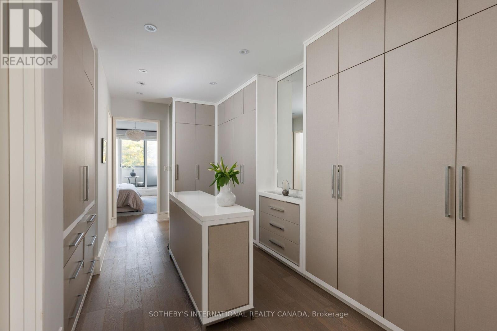 7 Thurloe Avenue, Toronto, Ontario  M4S 0B4 - Photo 33 - C12438699