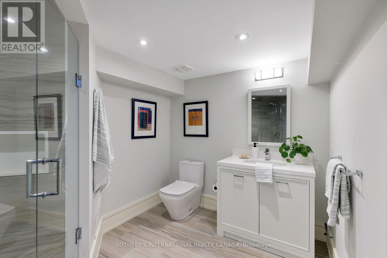 7 Thurloe Avenue, Toronto, Ontario  M4S 0B4 - Photo 38 - C12438699