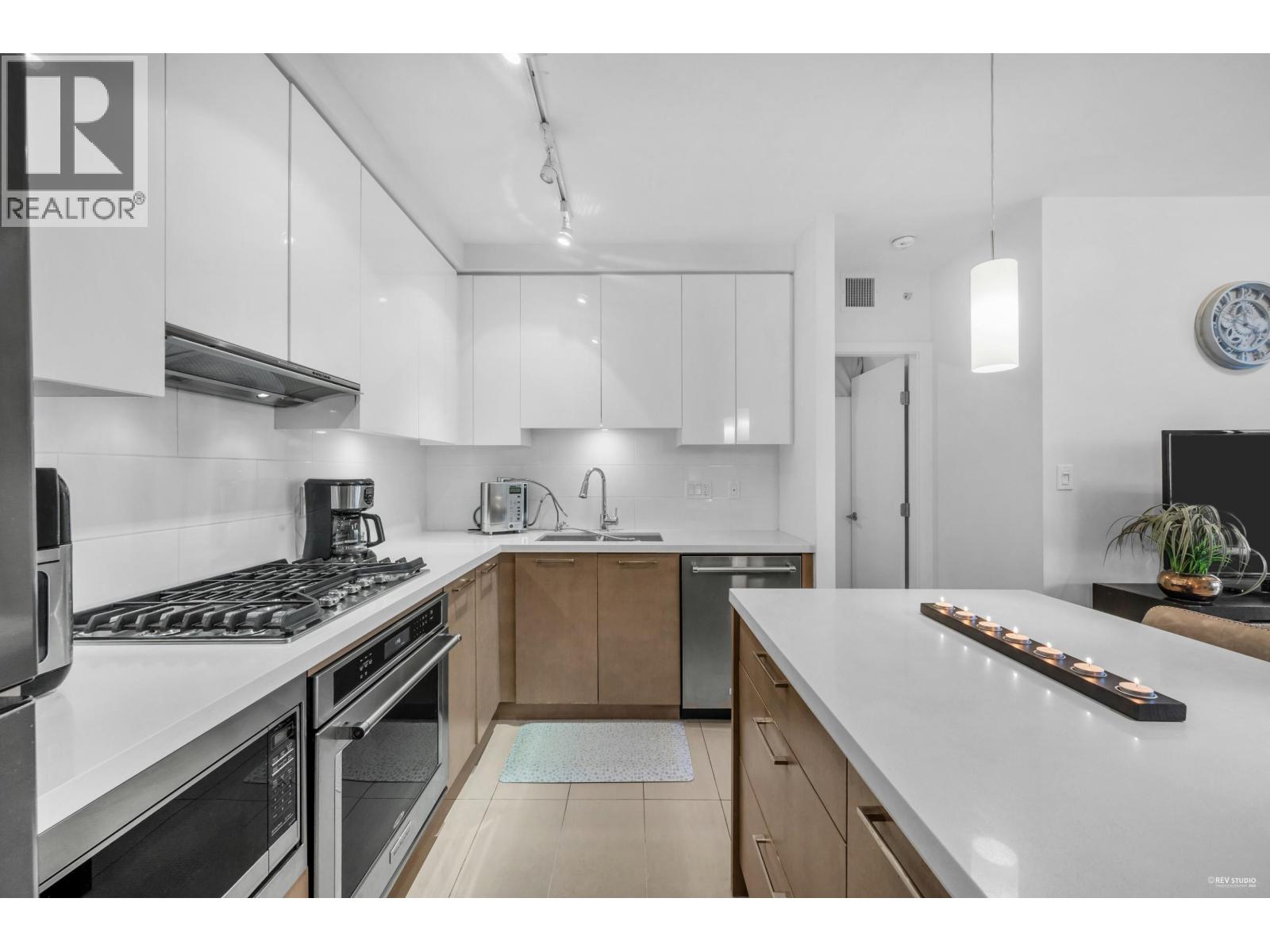 3201 3080 Lincoln Avenue, Coquitlam, British Columbia  V3B 0L9 - Photo 11 - R3054397