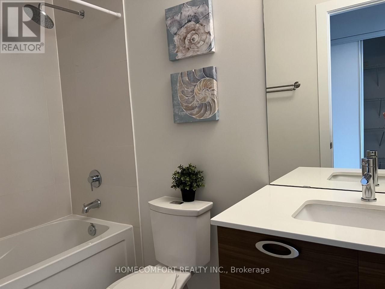 82 Boulton Avenue, Toronto, Ontario  M4M 0B5 - Photo 10 - E12438973