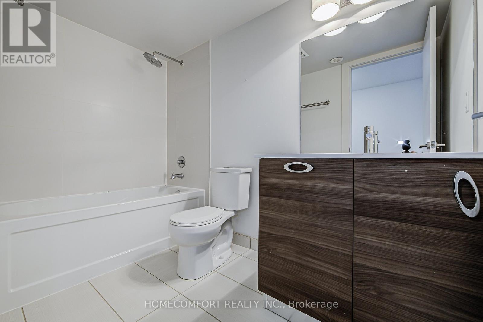 82 Boulton Avenue, Toronto, Ontario  M4M 0B5 - Photo 14 - E12438973
