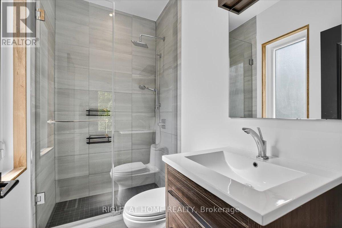 64 Larwood Boulevard, Toronto, Ontario  M1M 2M5 - Photo 36 - E12438981